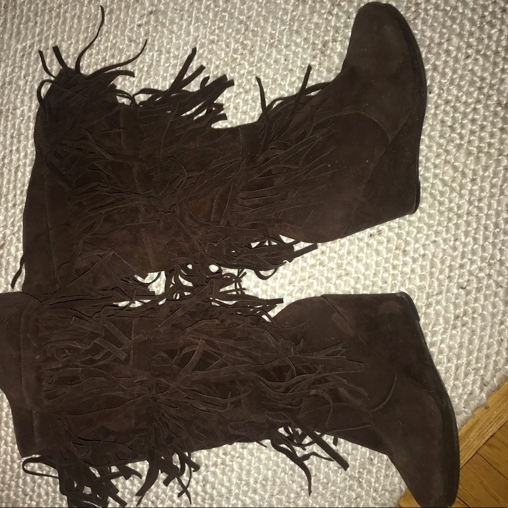 Fringe boots